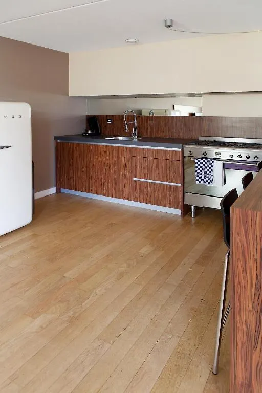 מלון אמסטרדם De Lastage Apartments